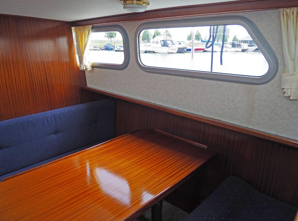 Cabin en avant, H&eacute;bergements